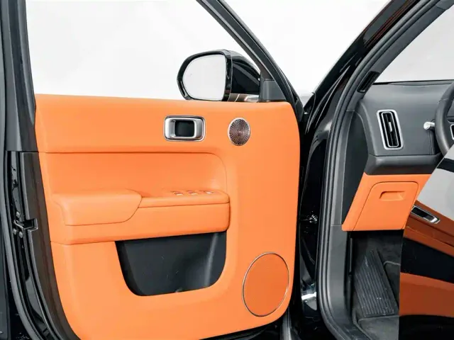 Li Auto L9 — Фото автомобиля 16