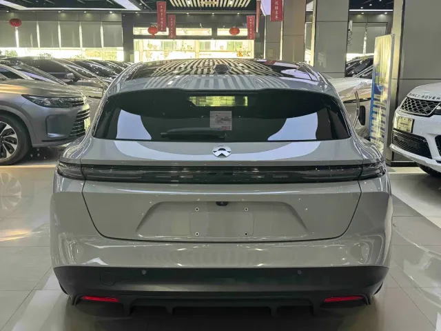 Nio ET5 Touring — Фото автомобиля 11