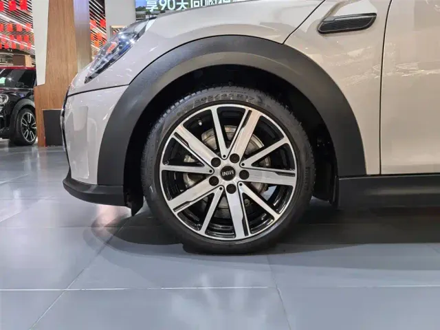 MINI Hatch — Фото автомобиля 18