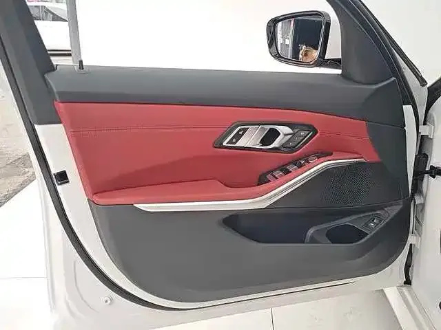 BMW 3 Series — Фото автомобиля 10