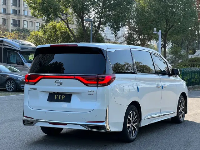 GAC Trumpchi M8 — Фото автомобиля 15