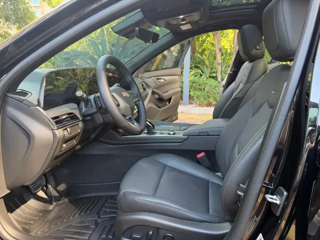 Cadillac CT5 — Фото автомобиля 13
