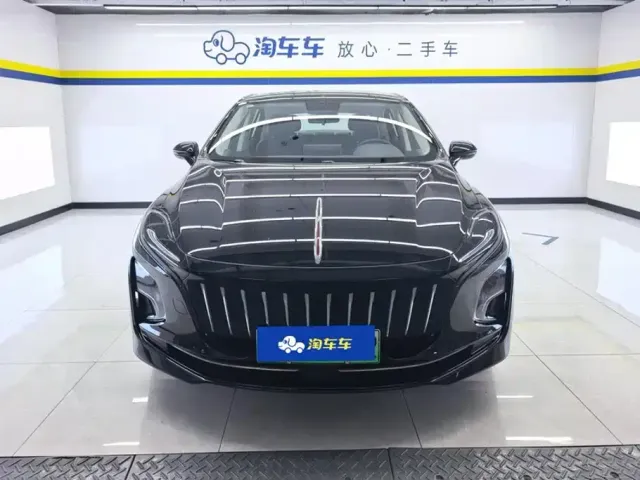 Hongqi E-QM5 — Фото автомобиля 2