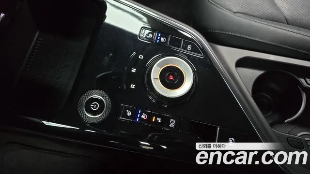 Kia Niro — Фото автомобиля 12