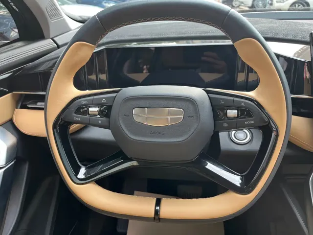 Geely Boyue L — Фото автомобиля 15