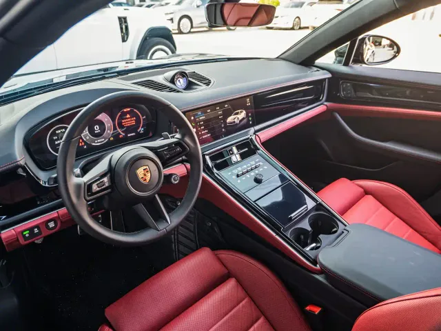 Porsche Panamera — Фото автомобиля 4