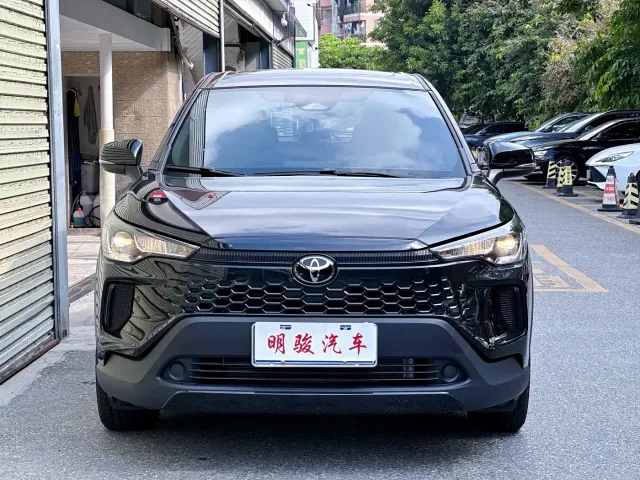 Toyota Corolla Cross — Фото автомобиля 2