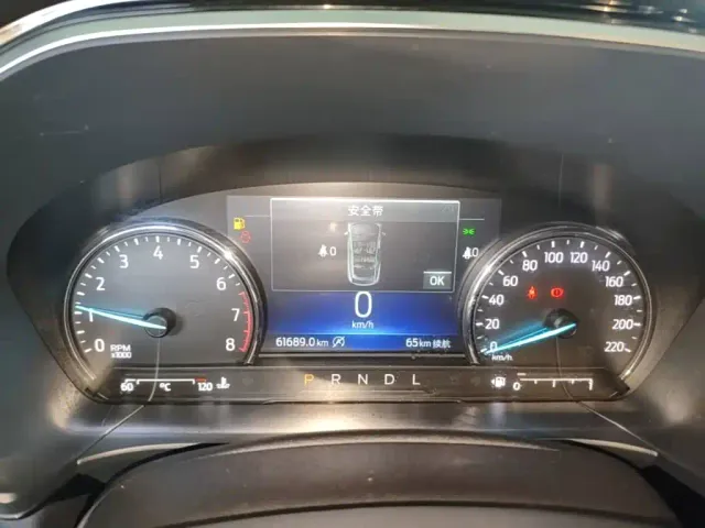 Ford Escape — Фото автомобиля 11