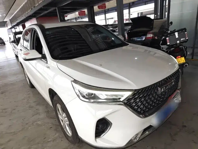 Haval M6 — Фото автомобиля 3