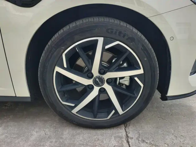 BYD Seal 07 DM-i — Фото автомобиля 6