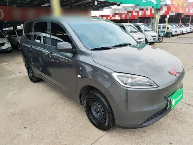 Wuling Motors Wuling Hongguang New Energy 2024 Pure Electric 300KM Standard — Фото автомобиля 3