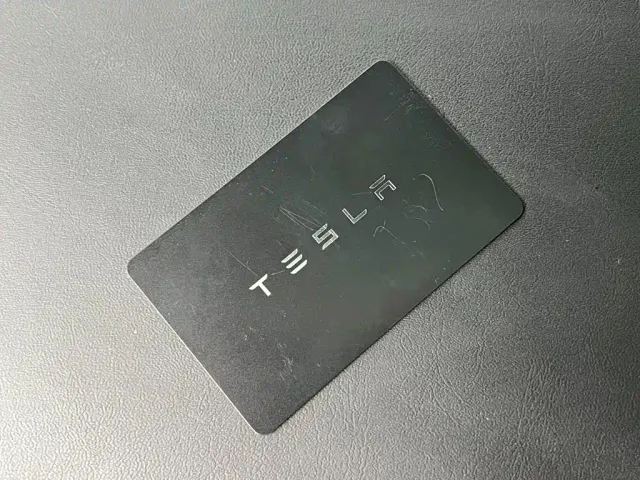 Tesla Model Y — Фото автомобиля 19