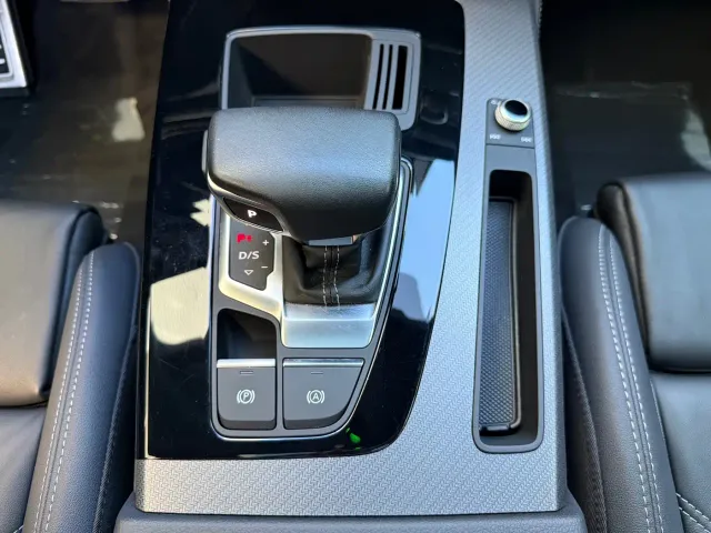 Audi Q5L — Фото автомобиля 9
