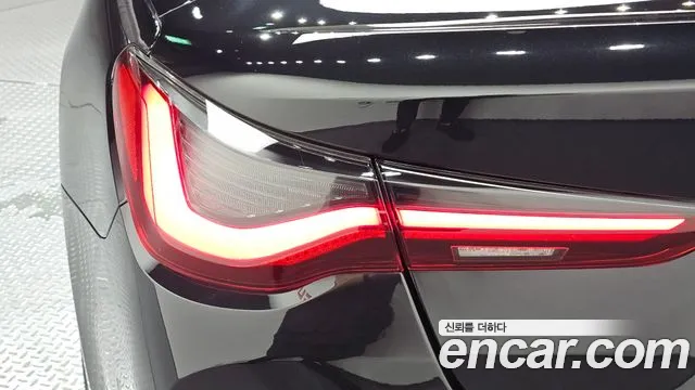 BMW M4 — Фото автомобиля 23