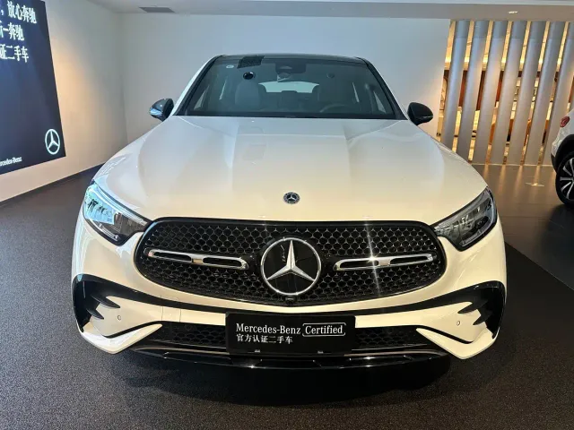 Mercedes-Benz GLC Coupe — Фото автомобиля 3