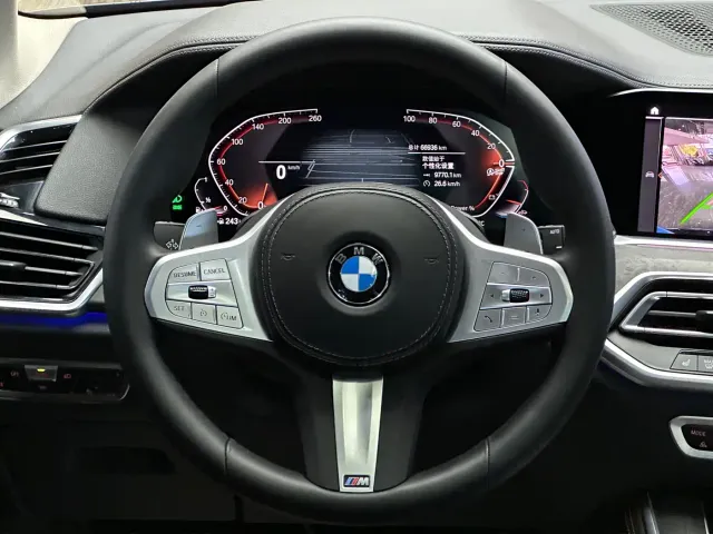 BMW X5 — Фото автомобиля 11
