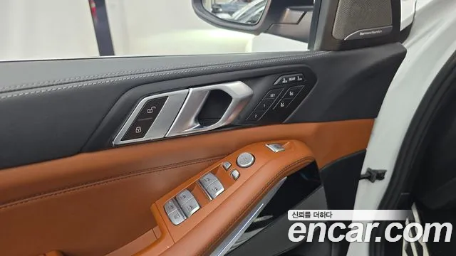 BMW X7 G07 — Фото автомобиля 28