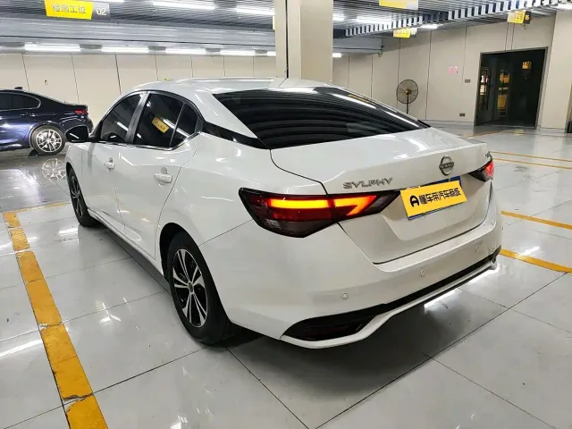 Nissan Sylphy — Фото автомобиля 3