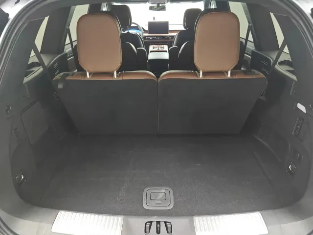 Lincoln Aviator — Фото автомобиля 27