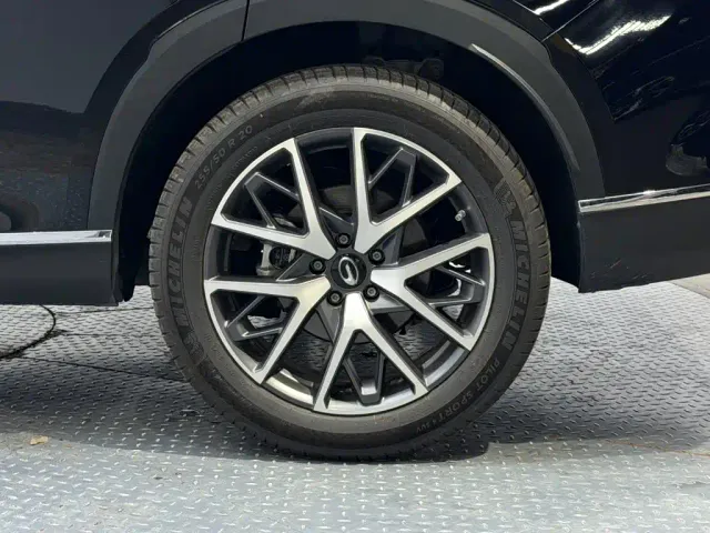 GAC Trumpchi GS8 — Фото автомобиля 10