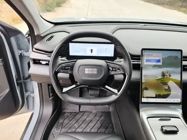 Geely Galaxy L6 — Фото автомобиля 10