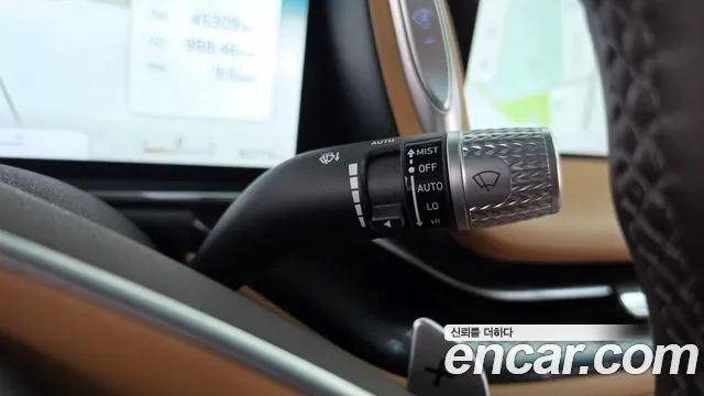 Genesis G90 Бензин 3.5 турбо AWD — Фото автомобиля 24
