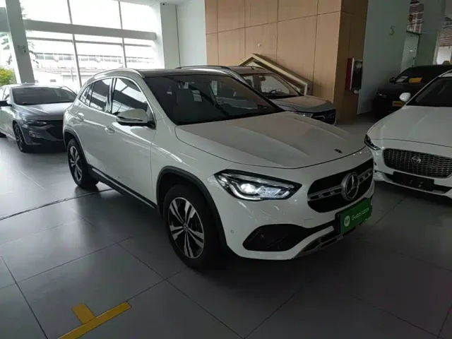 Mercedes-Benz GLA-Class — Фото автомобиля 3