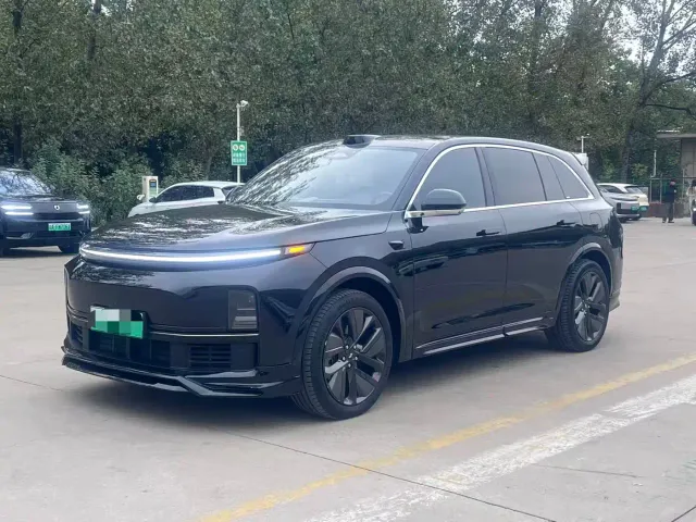 Фотография автомобиля — Li Auto L7