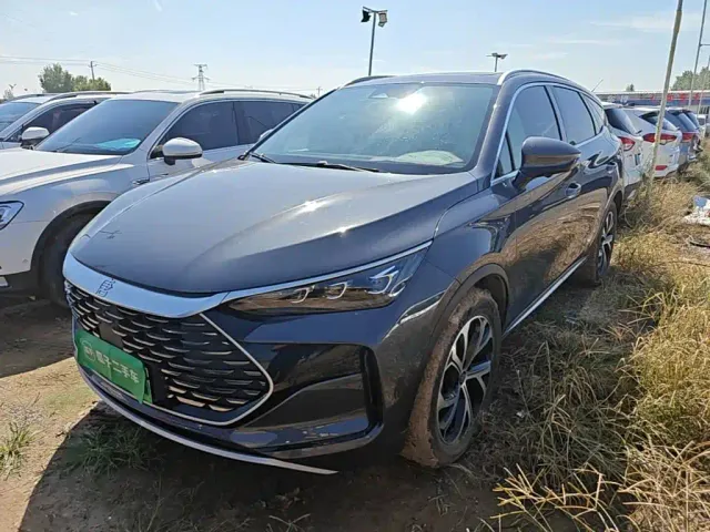 Фотография автомобиля — BYD Tang