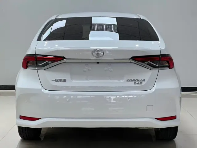 Toyota Corolla — Фото автомобиля 5