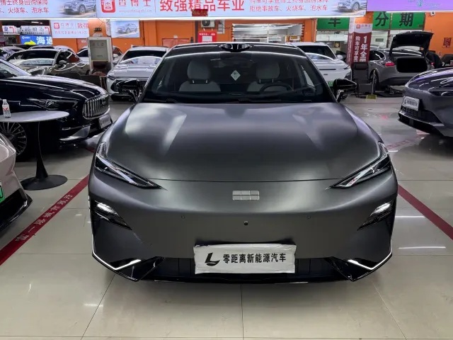 Geely Galaxy E8 — Фото автомобиля 2