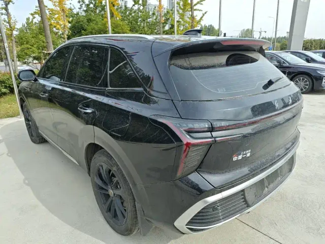 Hongqi HS3 PHEV — Фото автомобиля 4
