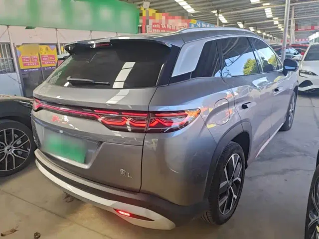 BYD Song L DM-i — Фото автомобиля 6