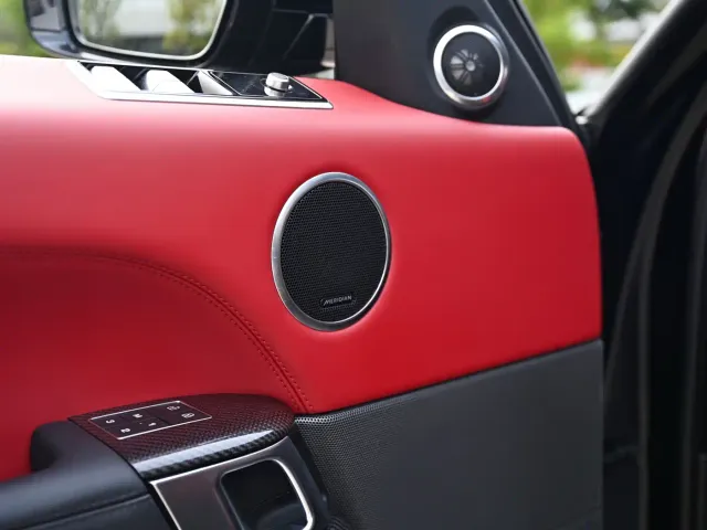 Land Rover Range Rover Sport — Фото автомобиля 13
