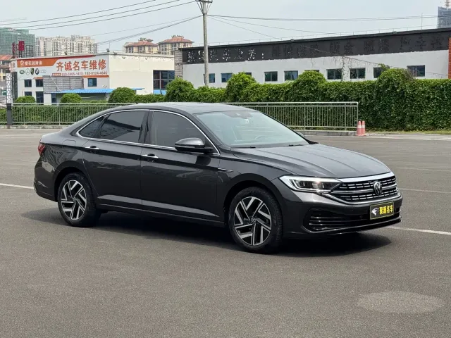 Volkswagen Sagitar — Фото автомобиля 3