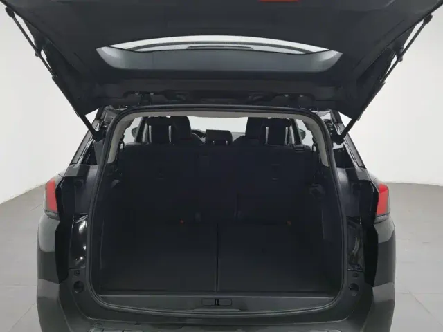 Peugeot 5008 — Фото автомобиля 16