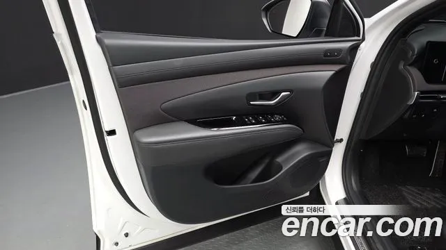 Hyundai Tucson Новый Tucson (NX4) Бензин 1.6 турбо 2WD — Фото автомобиля 21
