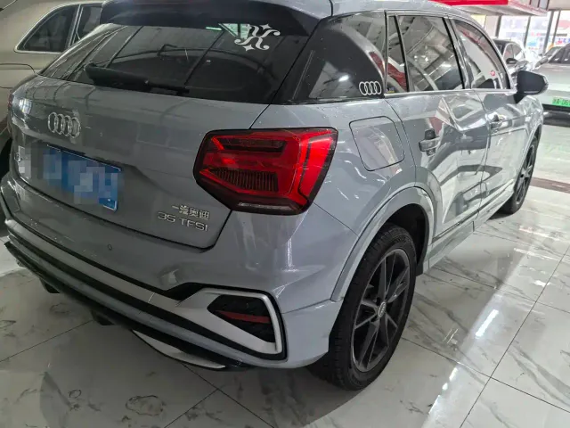 Audi Q2L — Фото автомобиля 6