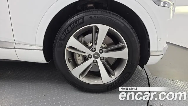 Genesis GV80 2.5T Бензин AWD — Фото автомобиля 17