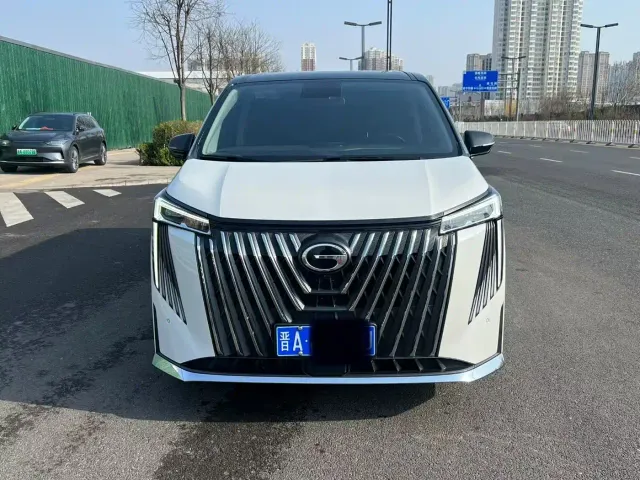 GAC Trumpchi M8 — Фото автомобиля 2