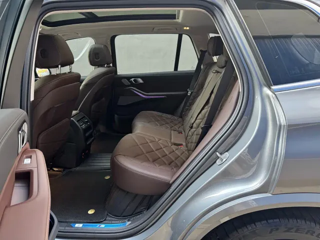 BMW X5 — Фото автомобиля 6