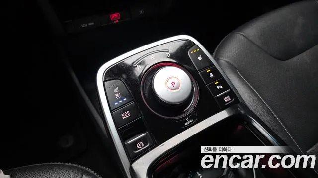 Kia Niro — Фото автомобиля 8