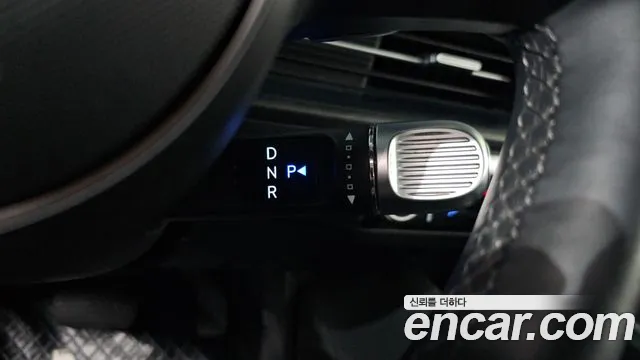 Hyundai Ioniq 6 — Фото автомобиля 11