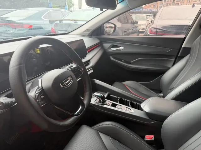 Geely Binrui — Фото автомобиля 6