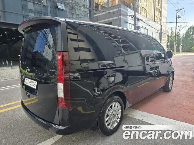 Hyundai Staria — Фото автомобиля 17