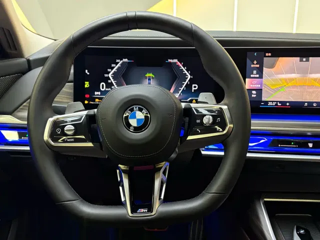 BMW 7 Series — Фото автомобиля 25
