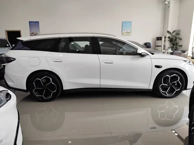 BYD Seal 06 DM-i Touring — Фото автомобиля 7