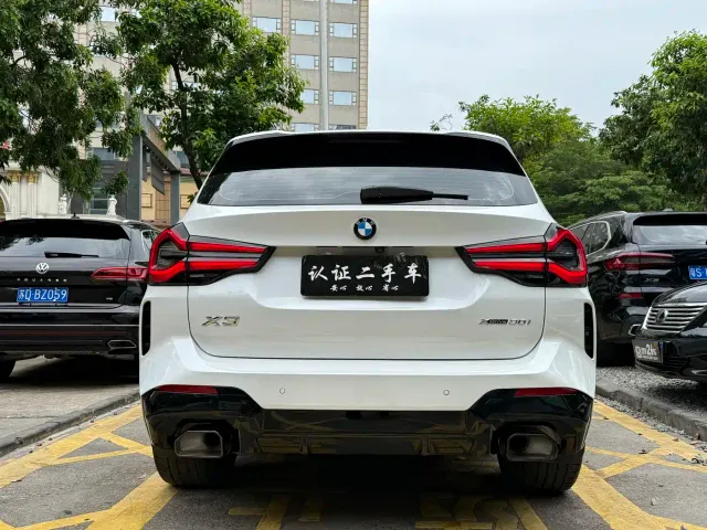 BMW X3 — Фото автомобиля 4