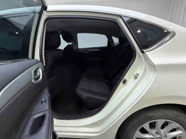 Nissan Sylphy — Фото автомобиля 12