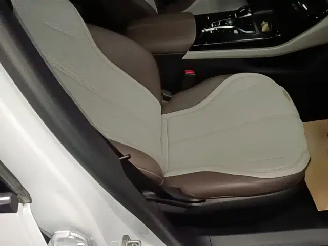 BYD Qin PLUS — Фото автомобиля 24